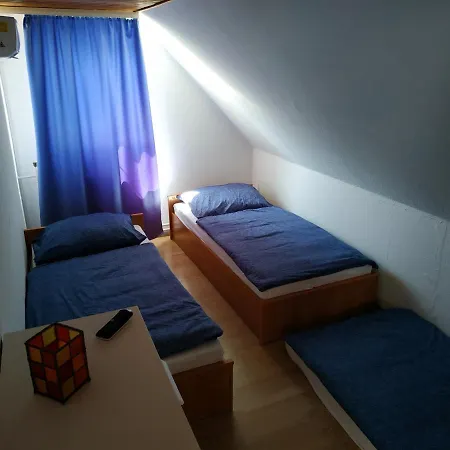 Aranyharmat Apartment