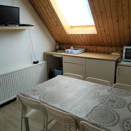 Aranyharmat Apartment *
