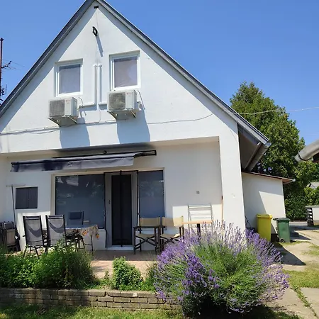 Aranyharmat Balatonlelle